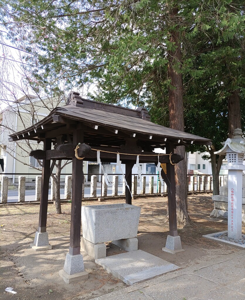【建】手水舎