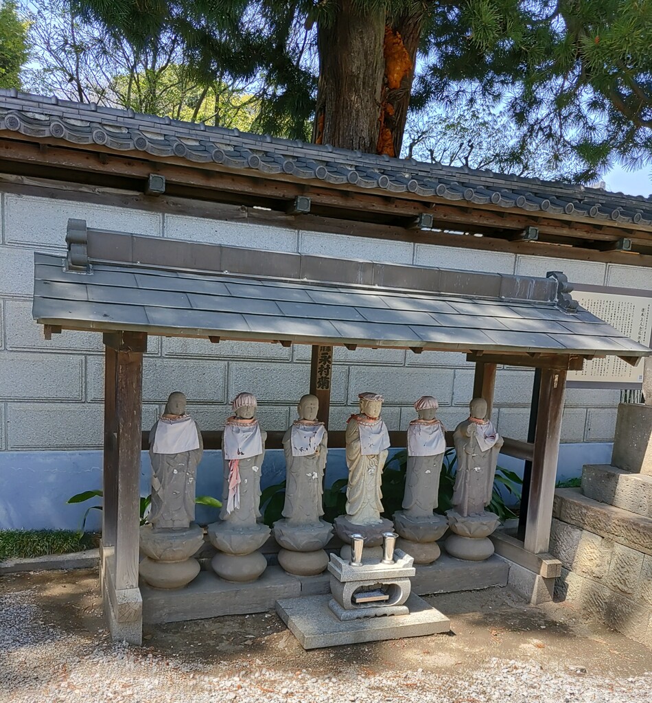 『六地蔵』