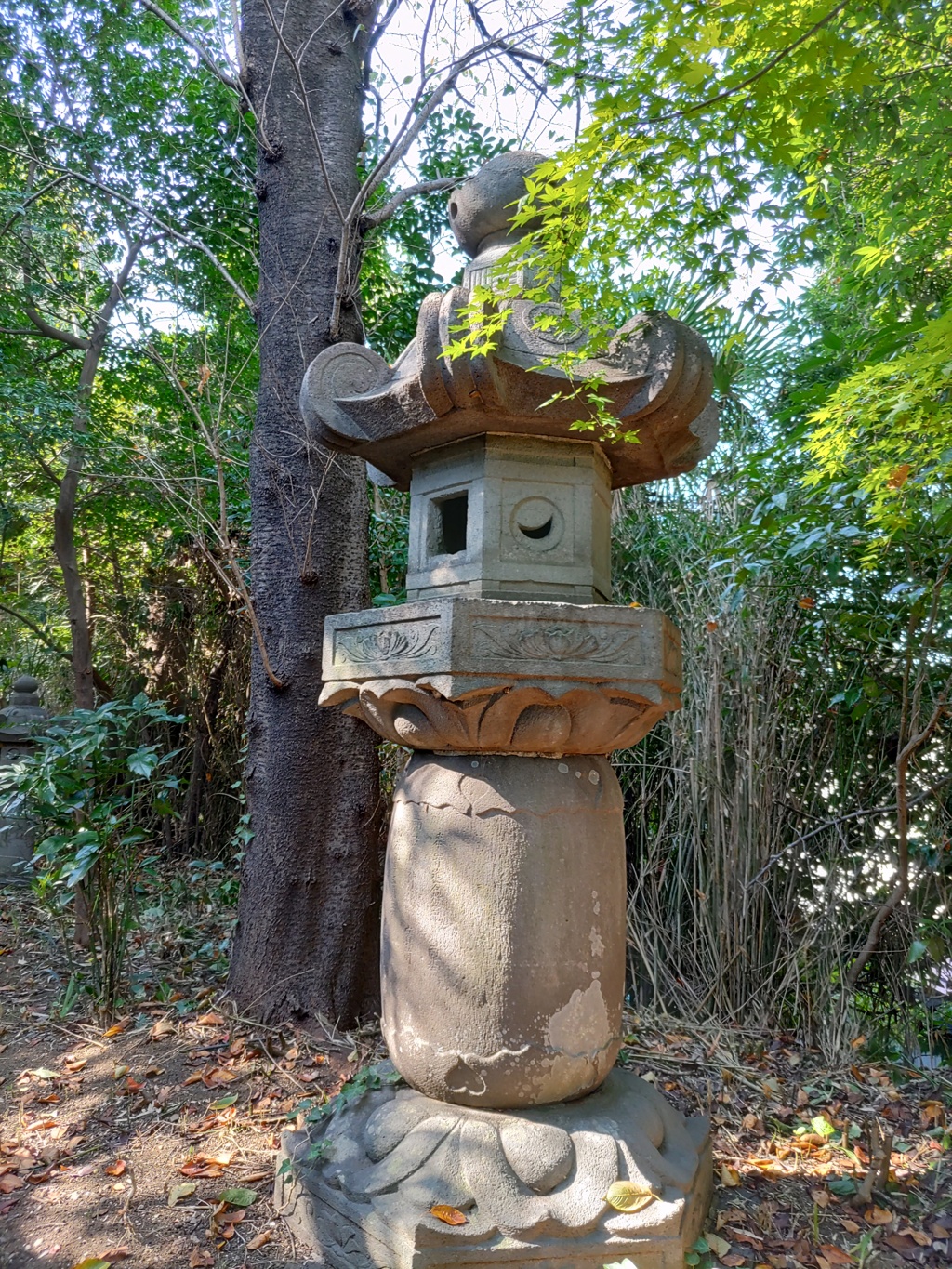 [灯篭]