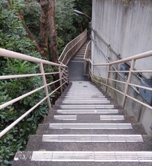 [階段]