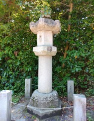 [石灯篭]