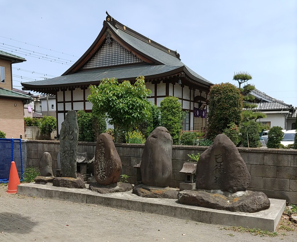 【街中】石碑群