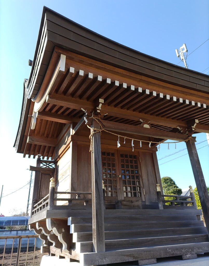 【建】社