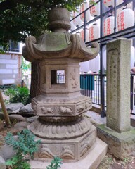 [石灯篭]