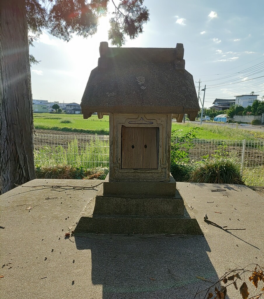 【建】祠