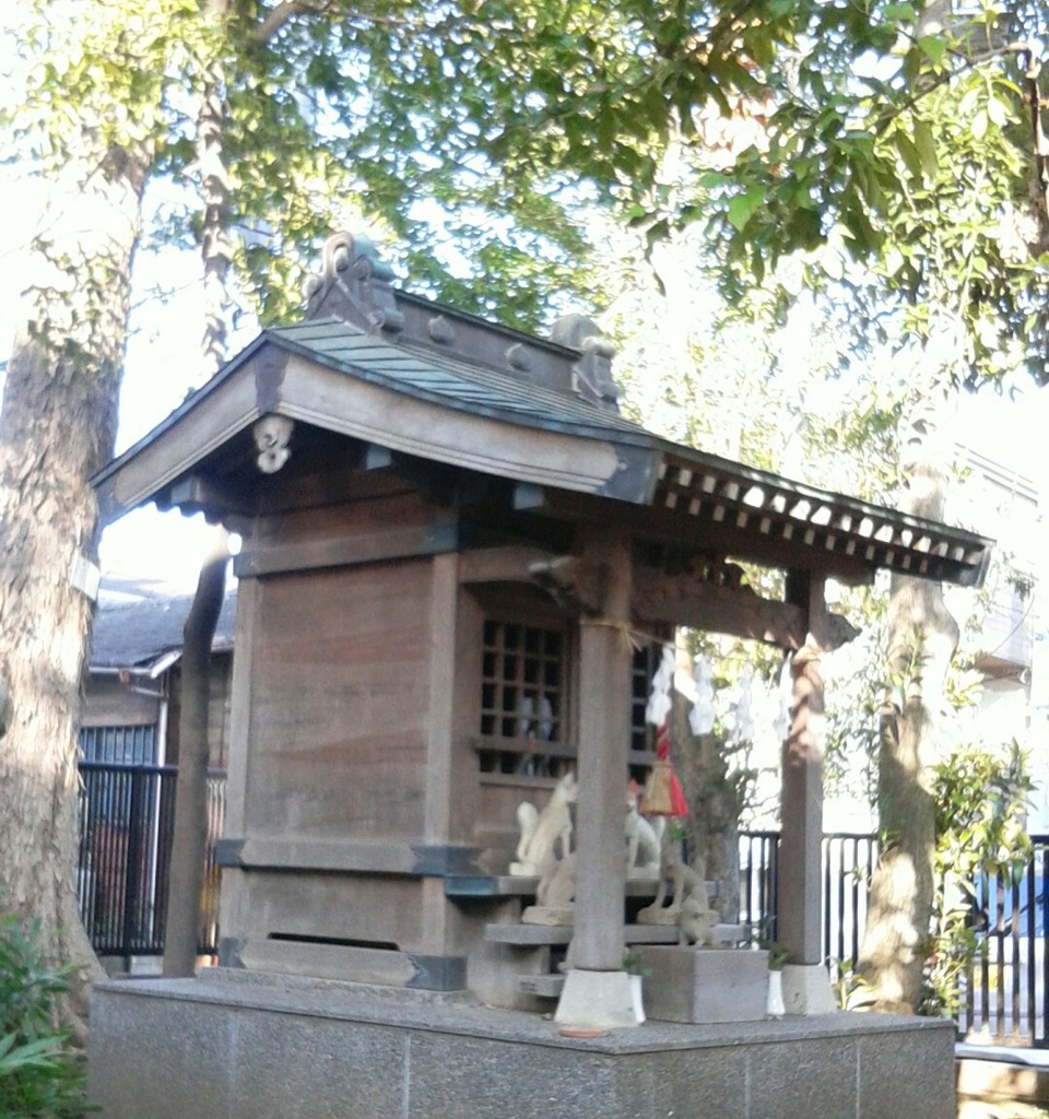 『稲荷神社』