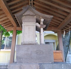 『水神社』