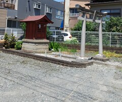 [稲荷社]