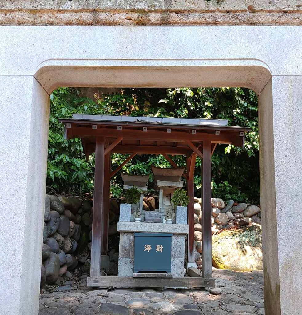 [稲荷神社]