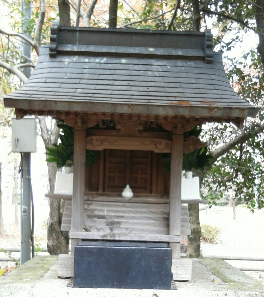 『弁財天社』
