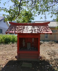 【建】社