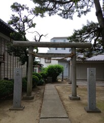 『稲荷神社』