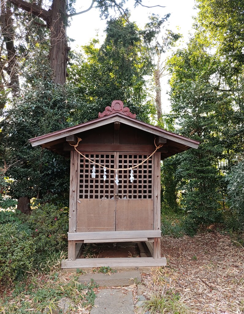 【建】社