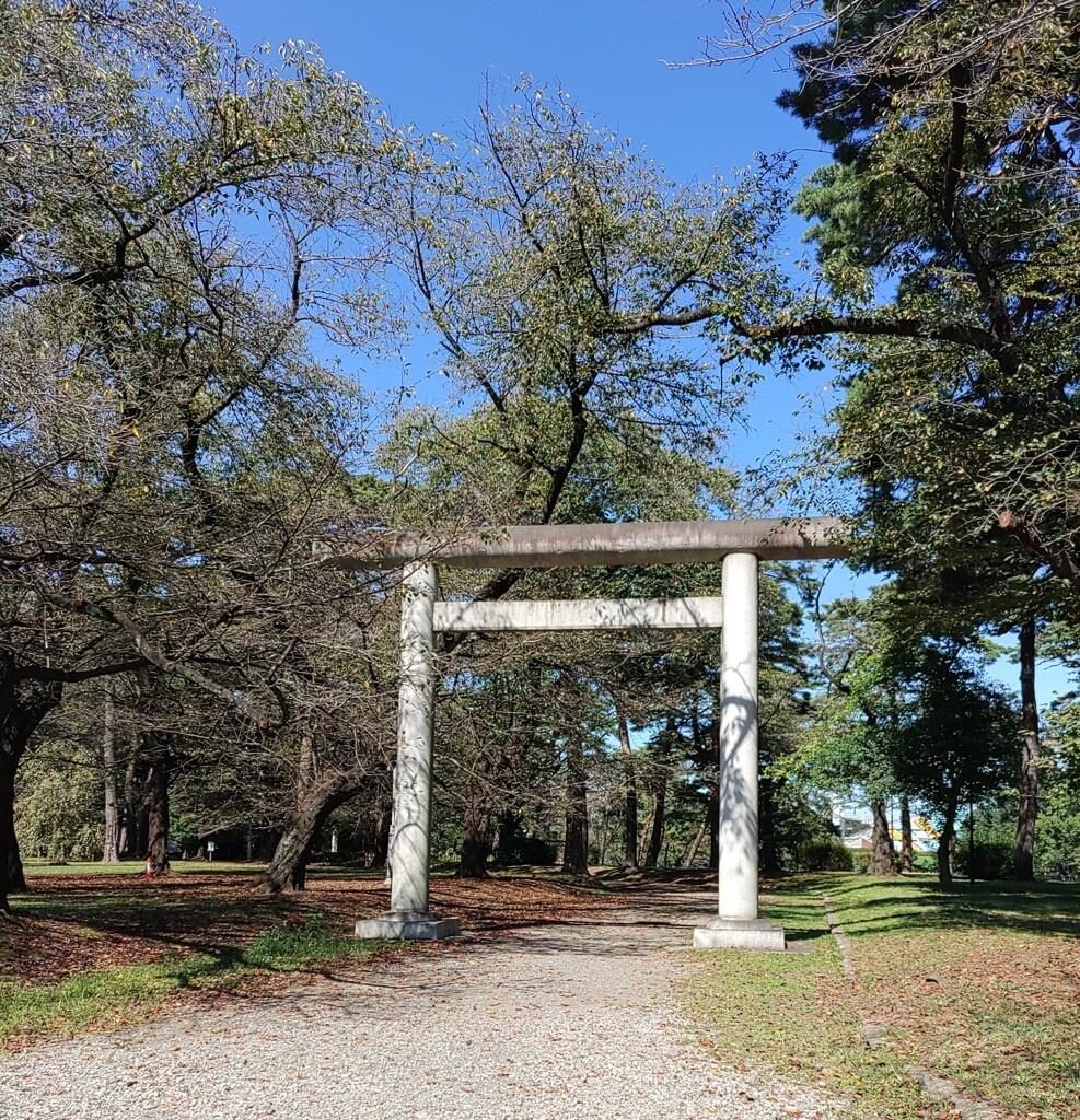 【建】鳥居