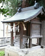 『三峰神社』