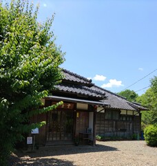 [旧家]