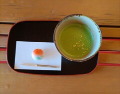 〈食〉