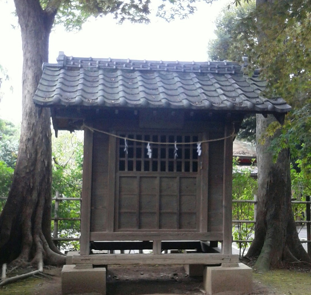 『御嶽社』