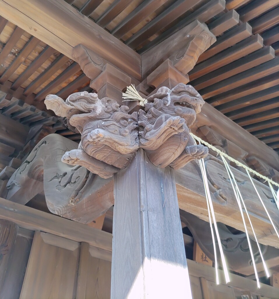 [木鼻]