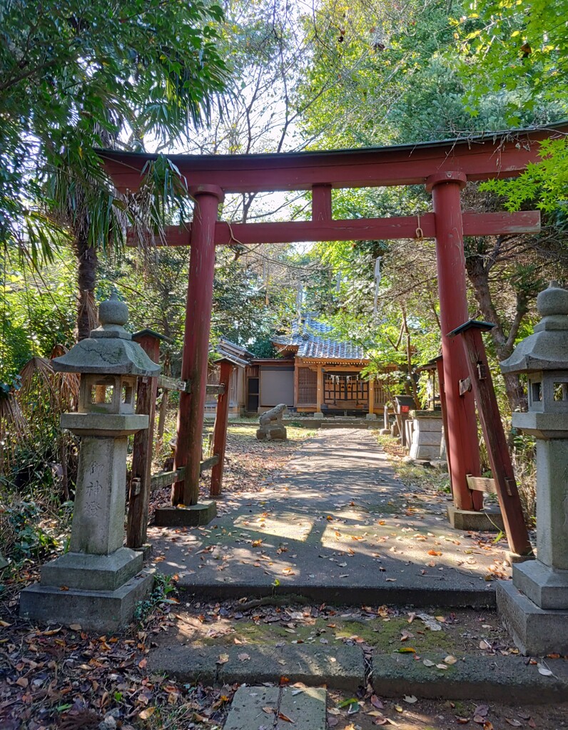 [頼政神社]
