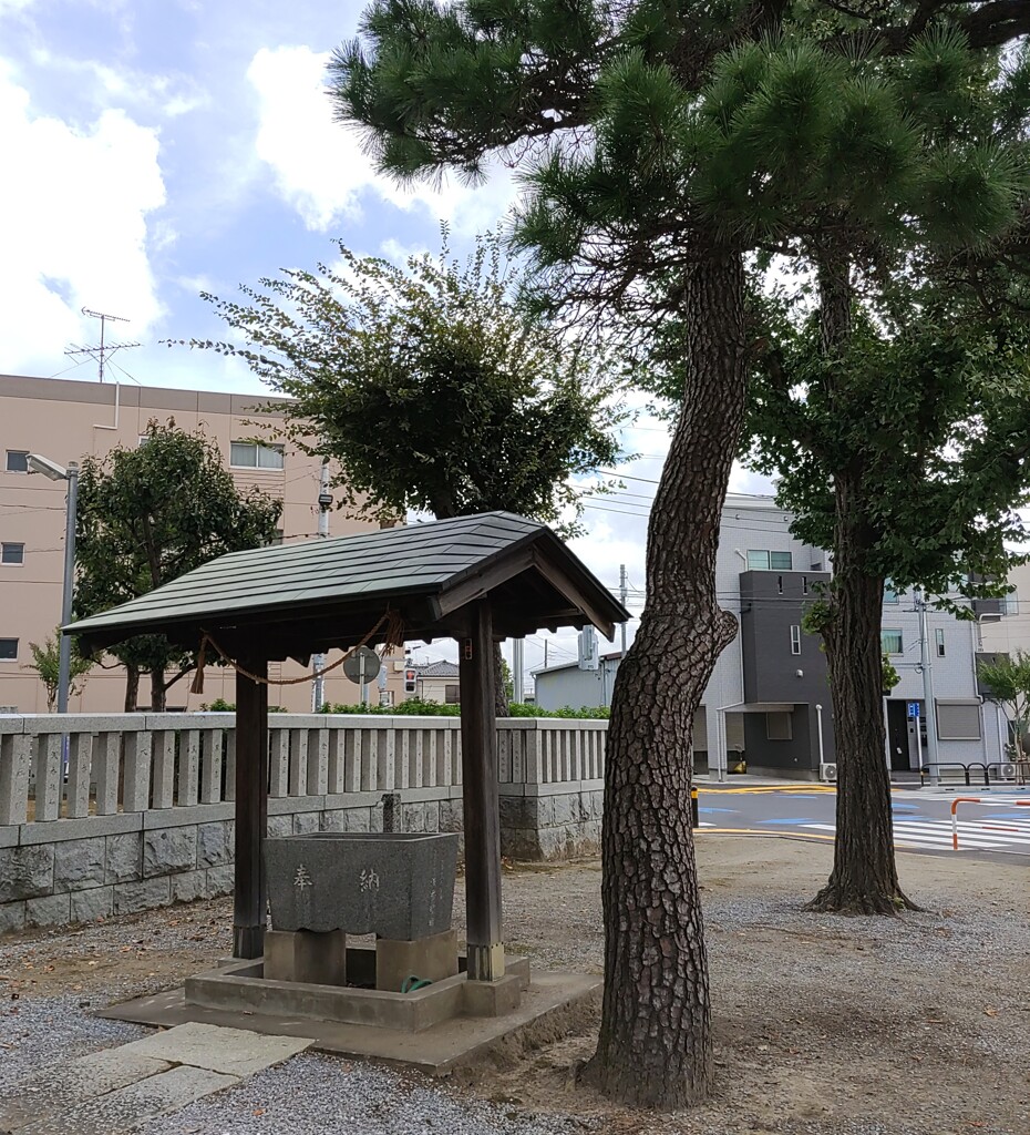 【建】手水舎