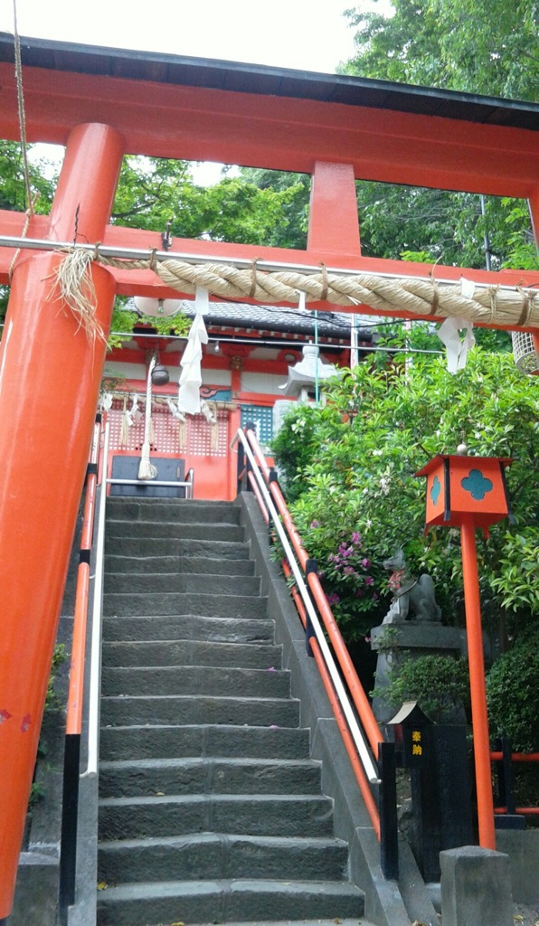 『稲荷神社』