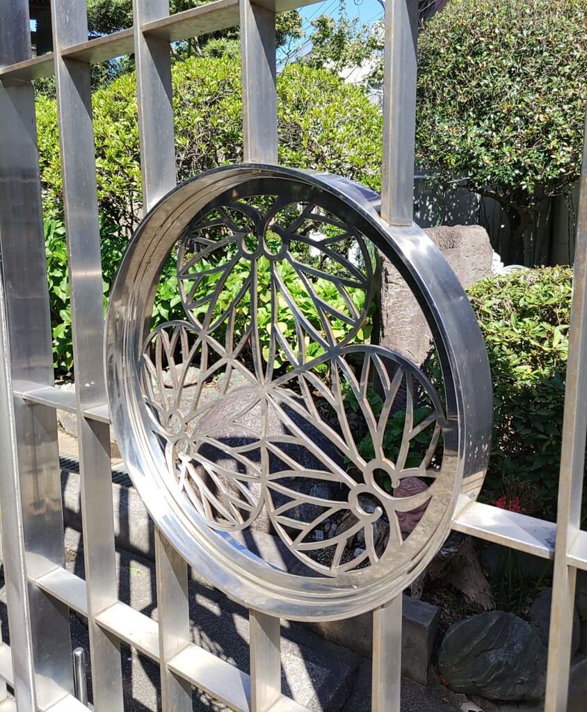 【建】通