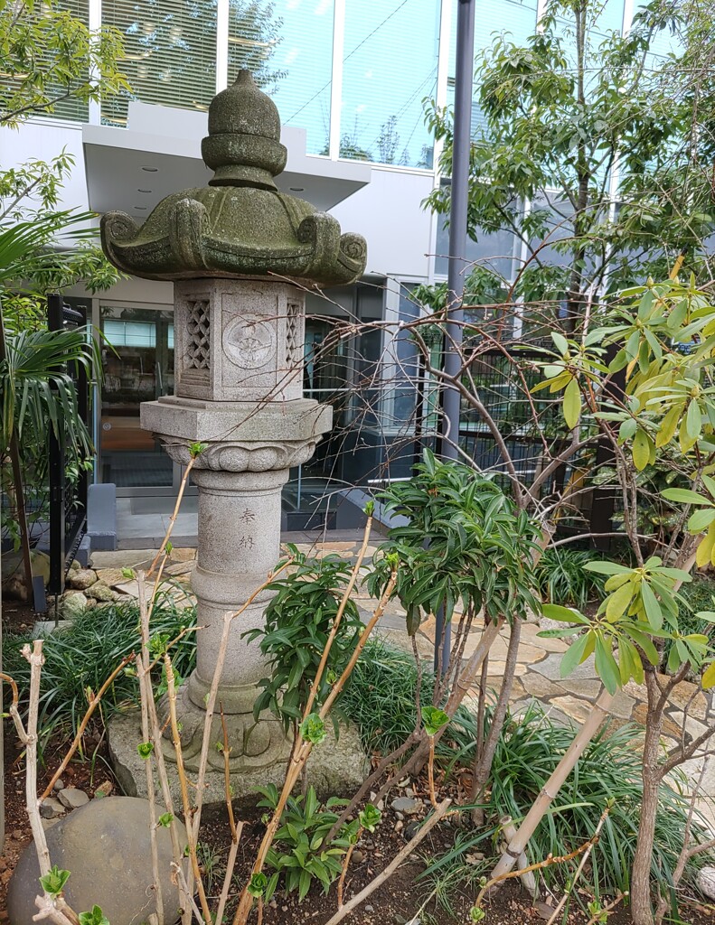 [石灯篭]