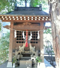 『稲荷神社』