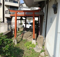 [稲荷神社]