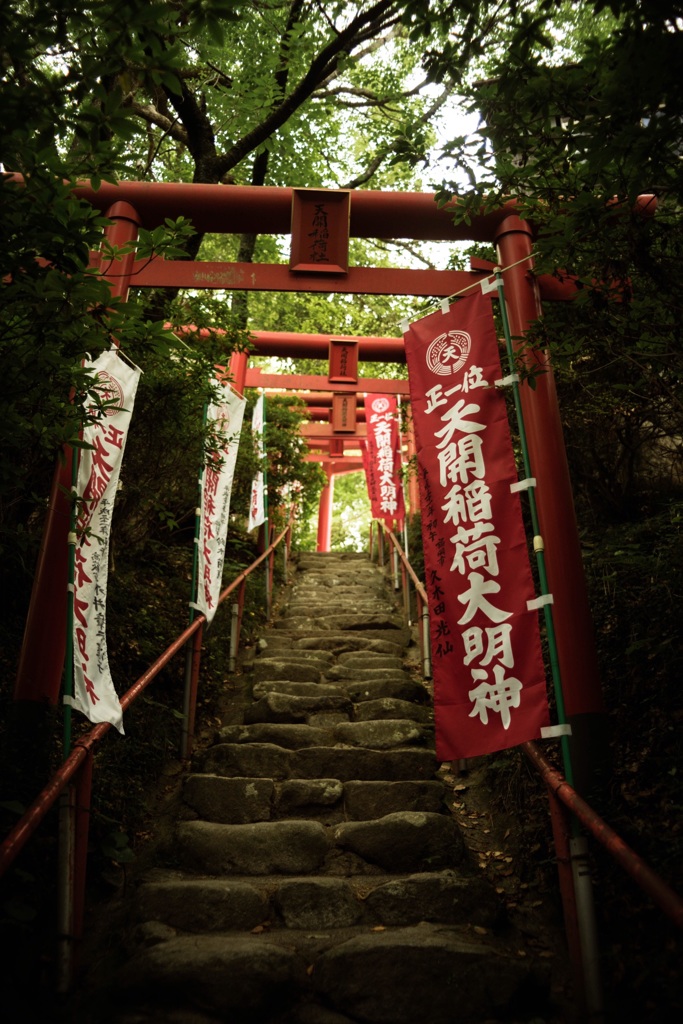 そびえ立つ