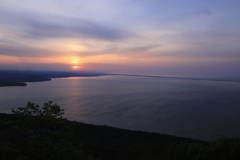 サロマ湖と夕日