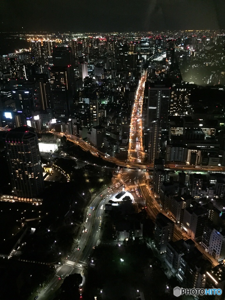 東京の夜