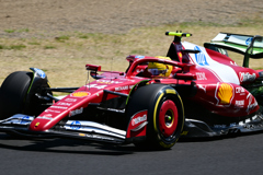 フェラーリ　L・ハミルトン選手