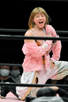 東京女子プロレス　坂崎ユカ選手