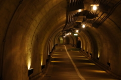 袋田の滝へ続くトンネル