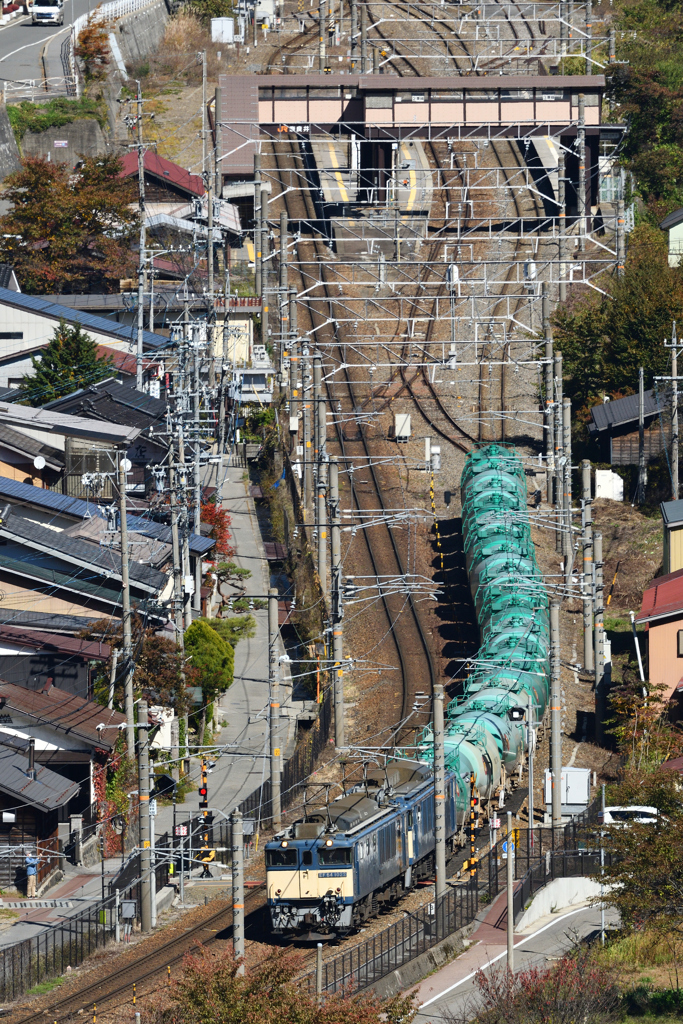 奈良井駅通過