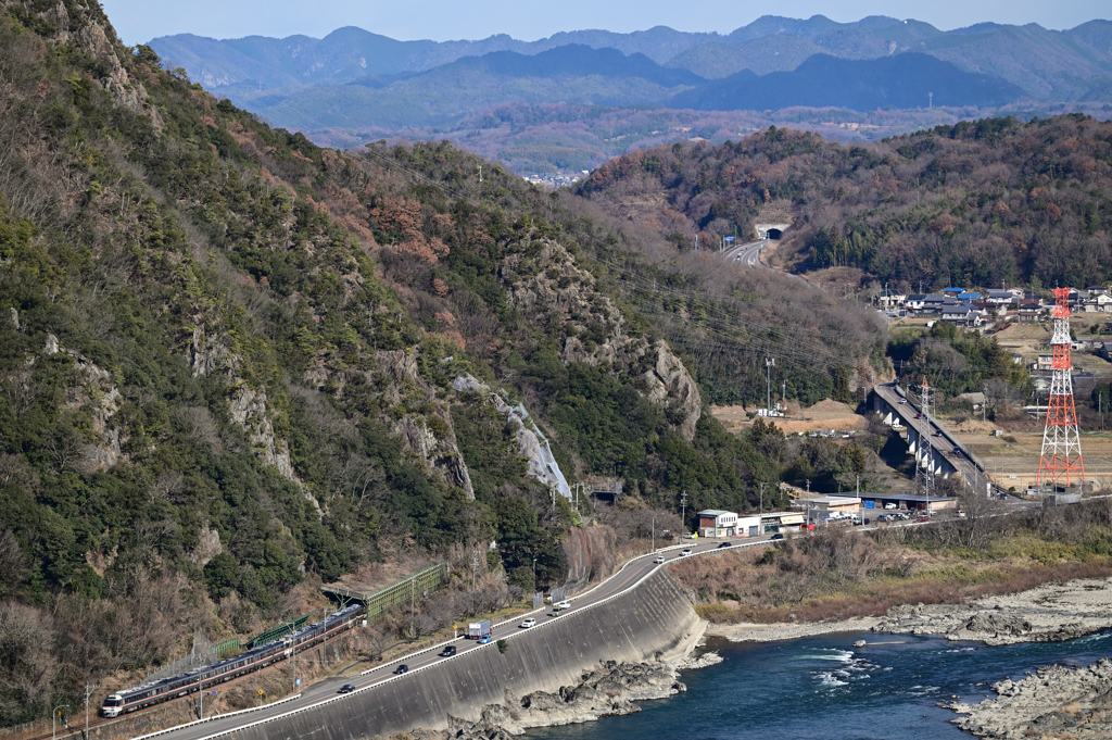 日本ラインを望む