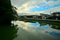 雨上がりのニの丸