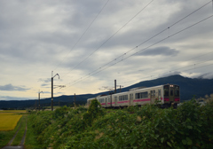 2022-9-23鳥海と電車