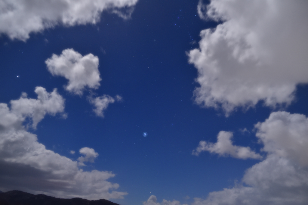 雲間からシリウス