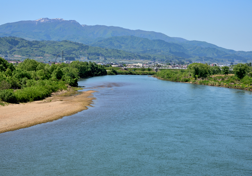 最上川と葉山