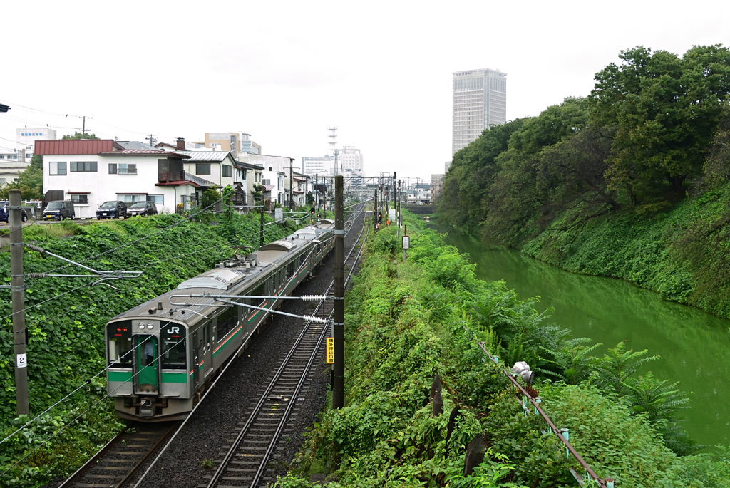 霞が城