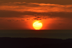 2021-9-6 日本海と夕日と鳥海の森と