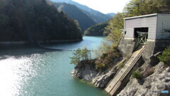 2013ツーリングにて   長野県ダム湖