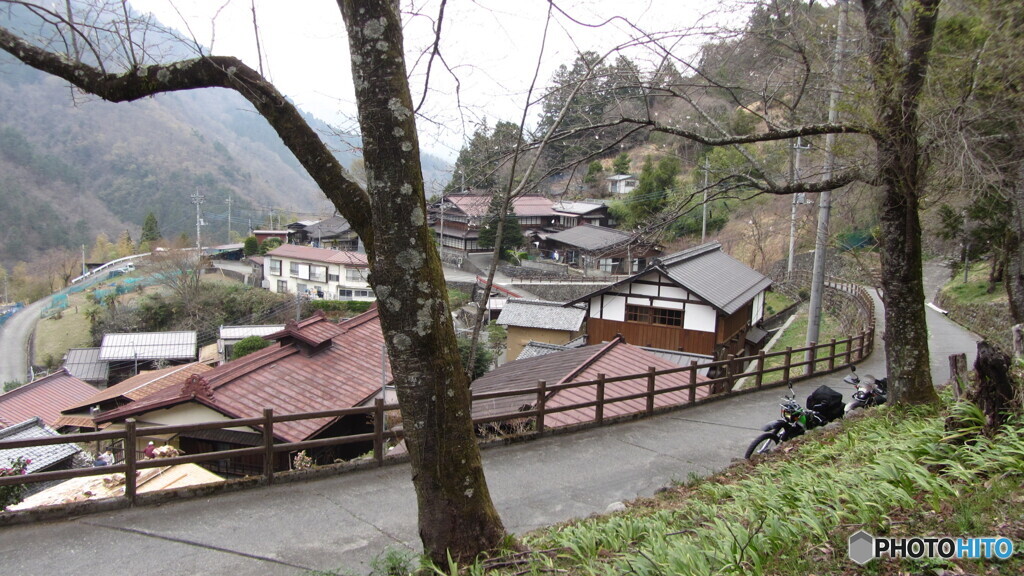 ツーリングの思い出画像  山間の村