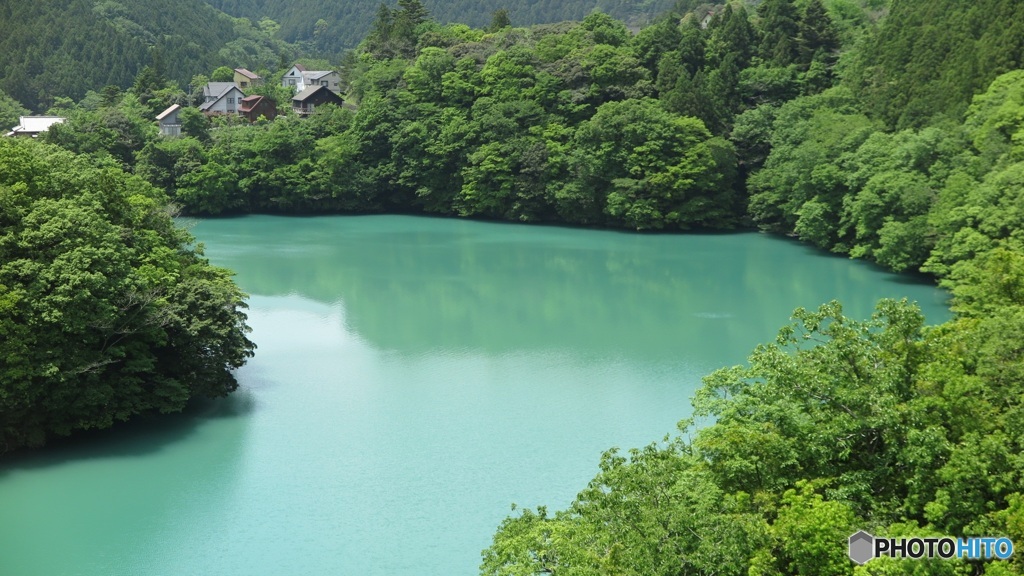 ダム湖　2