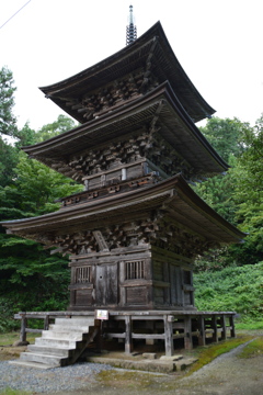 法用寺の三重塔