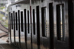 褐色の電車