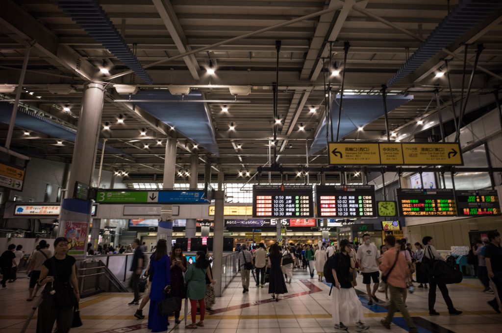東京・品川駅のコンコース